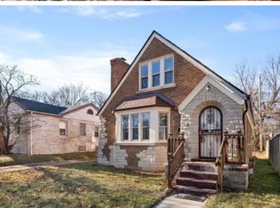 3711 N 48th St, Milwaukee, WI 53216