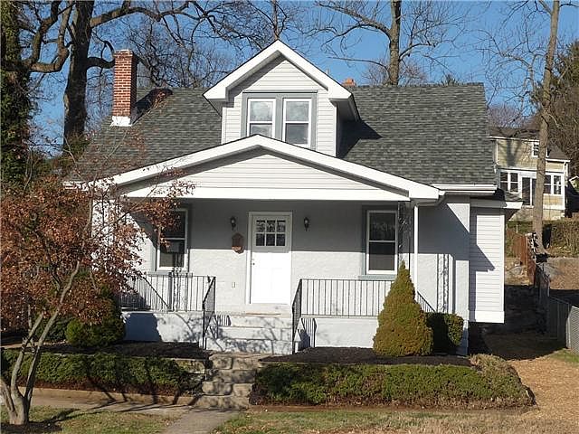 1st image of 411 Hillcrest Ave