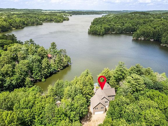 2nd image of E4424 W Redstone Dr