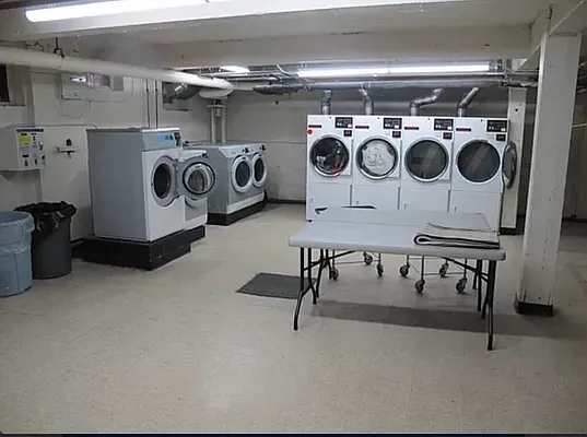 Rented by RealTegrity NY LLC | media 85