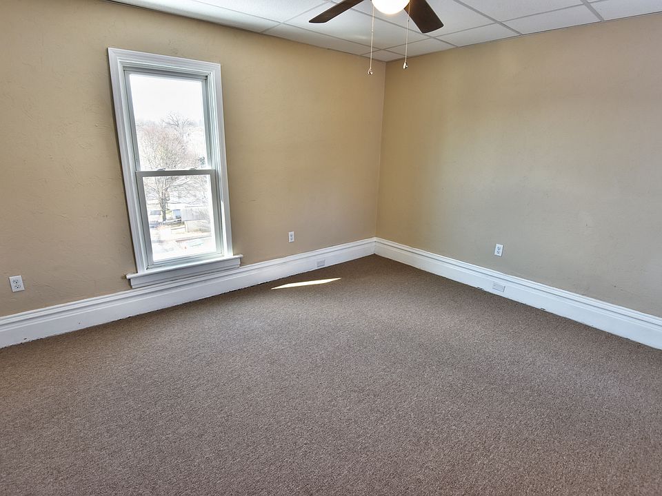 1st image of 538 N Main St