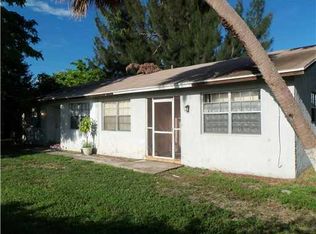 3819 Hiawatha Dr, West Palm Beach, FL 33409