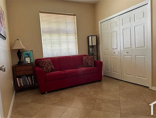 627 SW 47th Ter — Photo 30