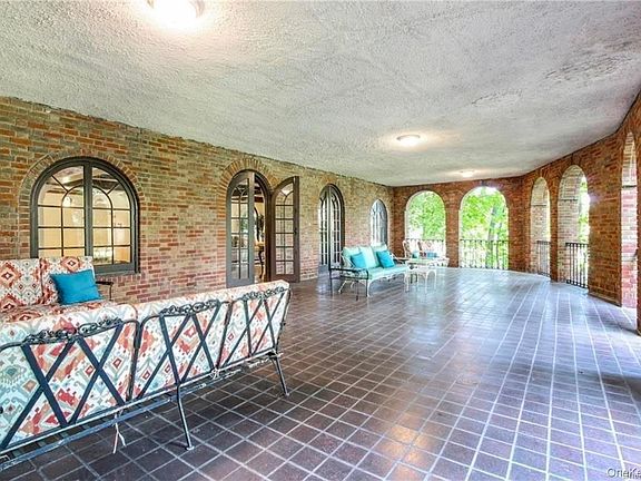 4th image of 4810 Boston Post Road #4E