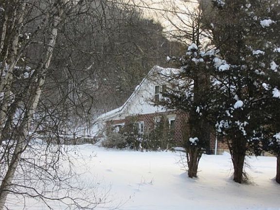 2nd image of 4408 Wilcox Rd