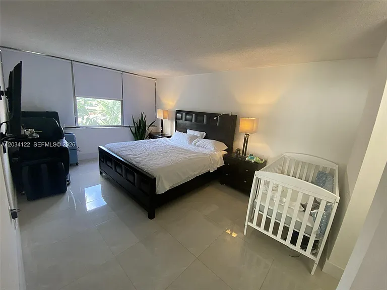 1200 NE Miami Gardens Dr #206W — Photo 9