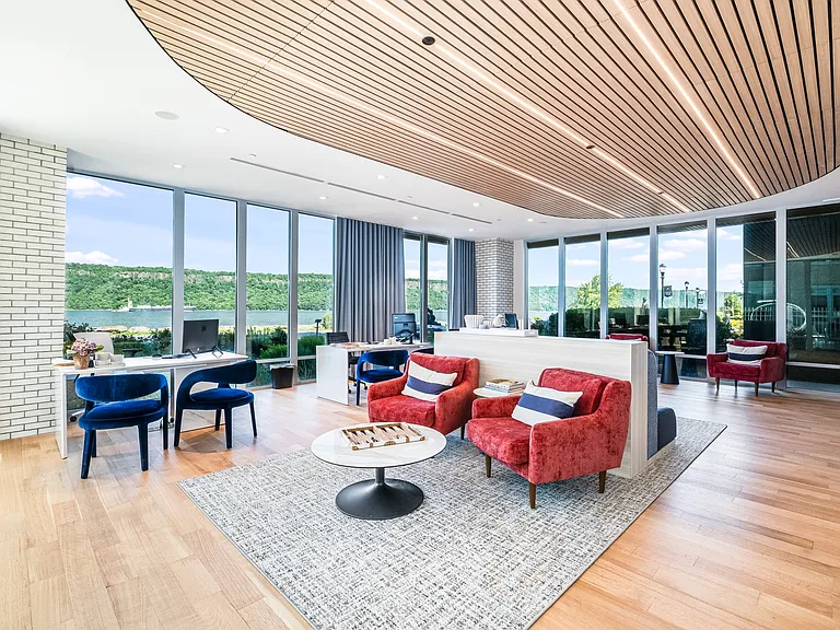 Apex Hudson Riverfront — Photo 43