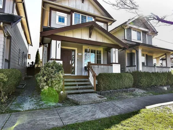6914 190th St, Surrey, BC V4N 5P1