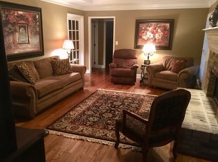 892 Pinemeadow Dr, Gardendale, AL 35071