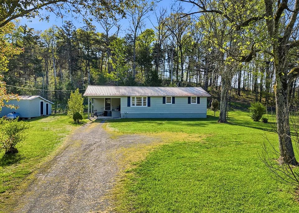 1st image of 7946 Red Bud Rd NE