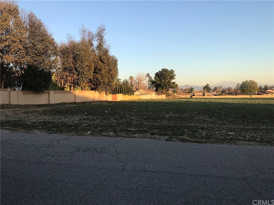 1st image of 0 Olive