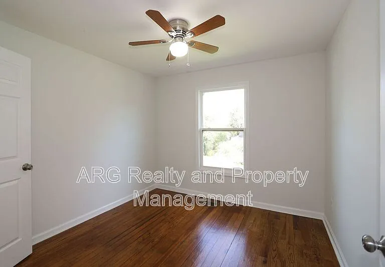1095 Ira St SW — Photo 29