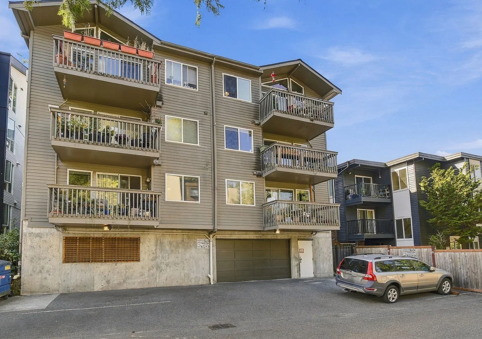 Freshly Updated 1-Bedroom with Private Patio & In-Unit Laundry — Photo 2