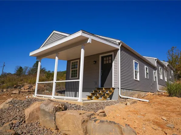 1011 W Princeton Ave, Palmerton, PA 18071
