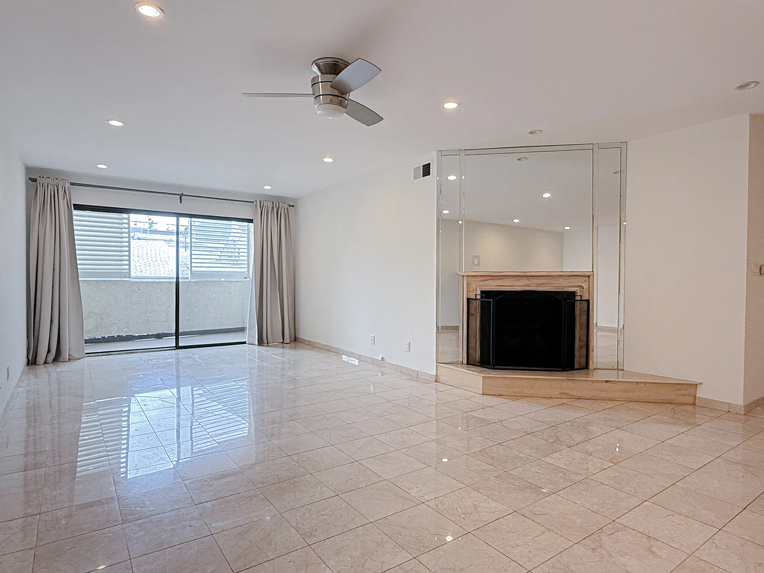 1215 Brockton Ave — Photo 3
