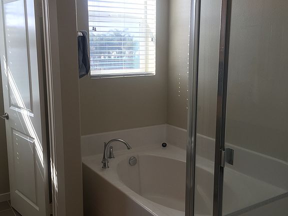 5th image of 1500 W Artesia Sq #H