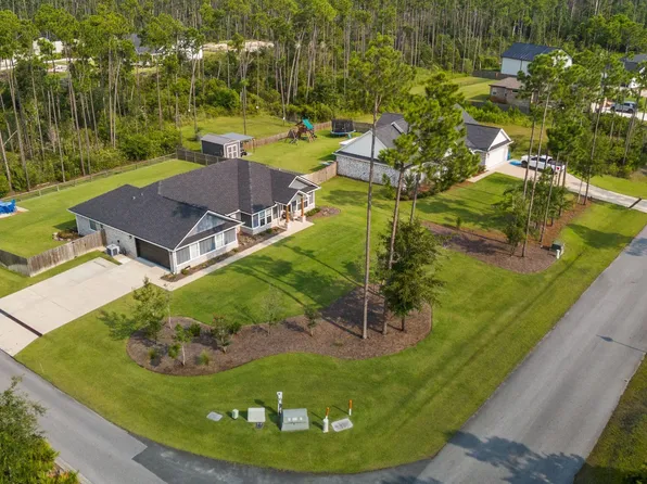 9716 Sweetfield Ln, Southport, FL 32409