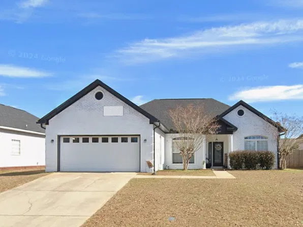 104 Belvedere Ln, Enterprise, AL 36330