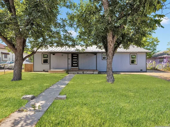 1126 W Lullwood Ave, San Antonio, TX 78201