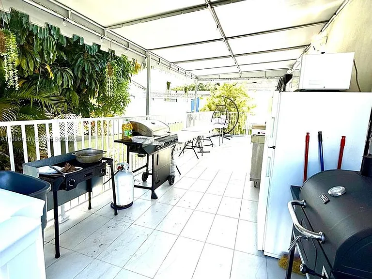 5371 NW 200th Ter #409 — Photo 23