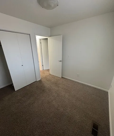 1035 E 8600 S — Photo 11