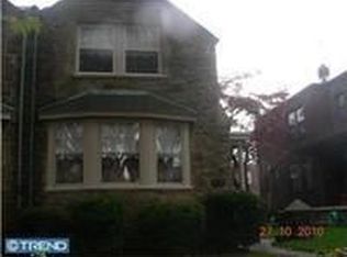 832 Glenview St, Philadelphia, PA 19111