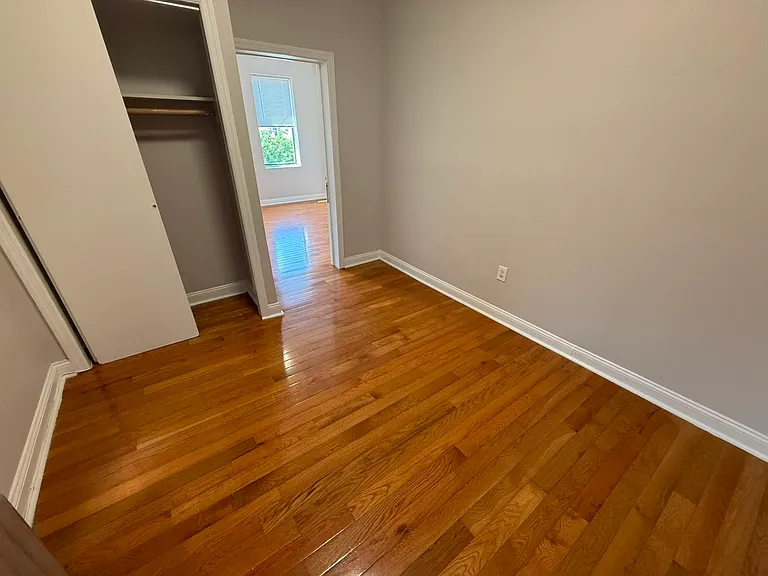 6308 Broadway #5E — Photo 8