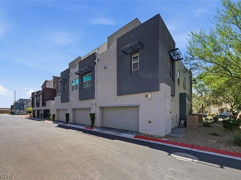 11295 Cactus Tower Ave #103 — Photo 4