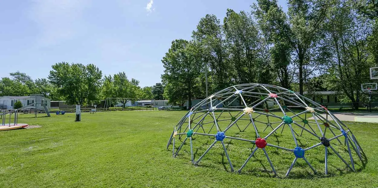 Shawnee Community — Photo 3