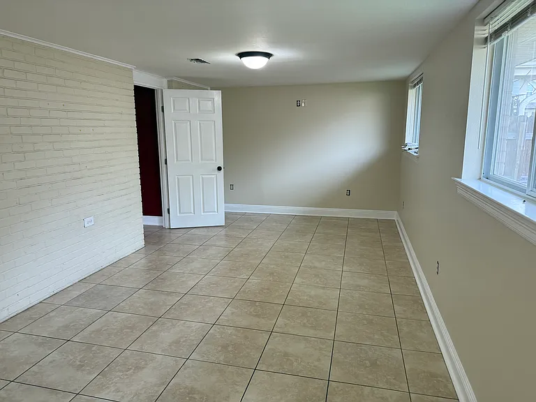 2409 Pecan Dr — Photo 11