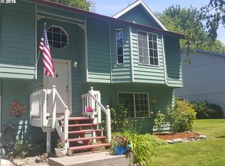 37285 Dubarko Rd, Sandy, OR 97055