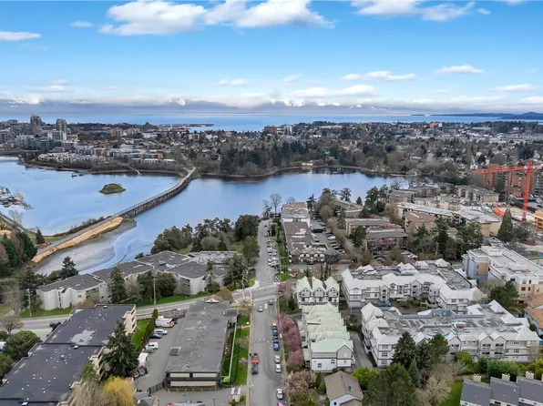 3010 Washington Ave #111, Victoria, BC V9A 1P6