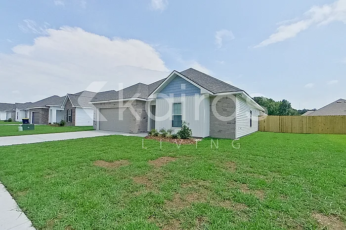 3 bed, 2.0 bath, 1482 sqft, $1,845 — Photo 3