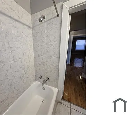 7957 S Ellis Ave #2 — Photo 7