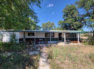 103 W Decatur St, Danbury, NE 69026