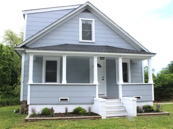 175 Clark Lane, Waterford, CT 06385