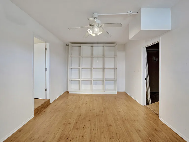 4721 Sarazen Dr — Photo 27