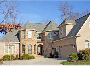 218 Asheton Lakes Way, Simpsonville, SC 29609