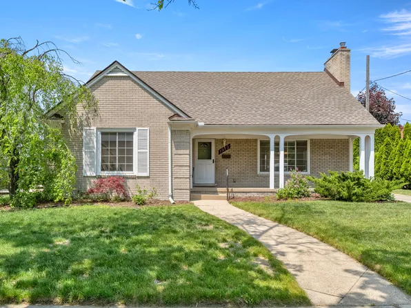 1913 Belmont St, Dearborn, MI 48128