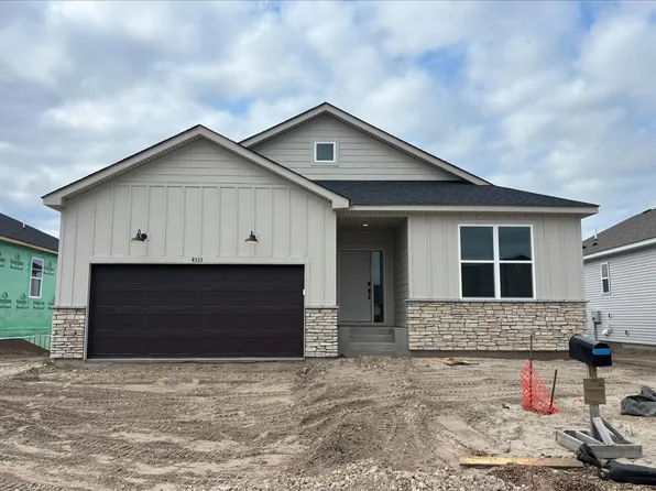 4333 132nd Ave NE, Blaine, MN 55449