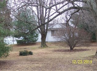 6233 Sharon Rd, Newburgh, IN 47630