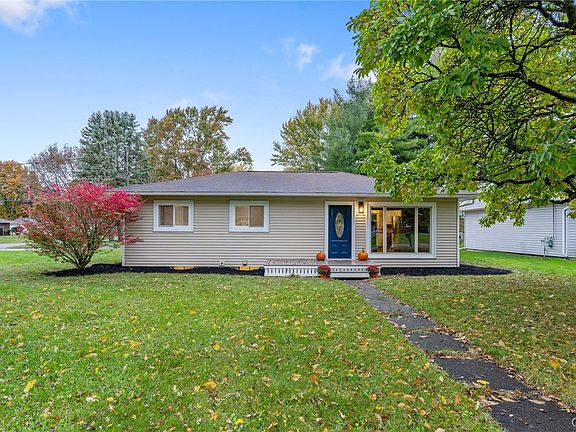 3rd image of 126 Barclay Rd