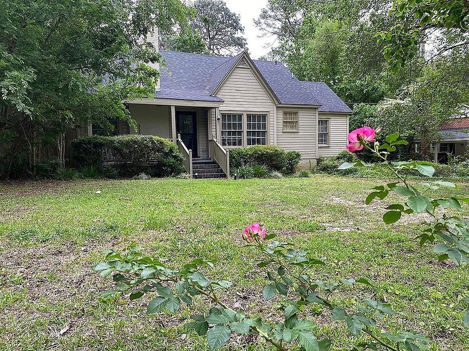 1st image of 1007 Davis Ave