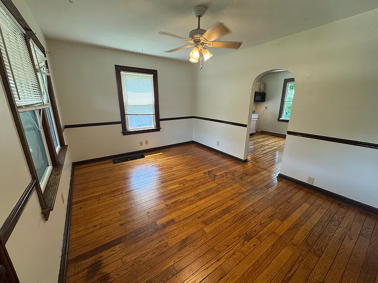 329 Main Ave — Photo 5