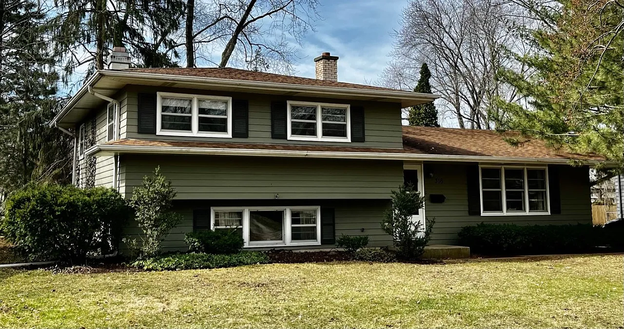 316 Tanoak Ln photo 1