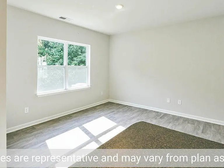 261 David Hill Dr — Photo 3