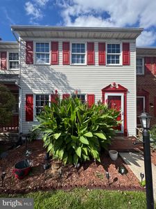 680 Robin Hill Cir, York, PA, 17404