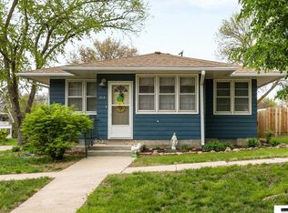 213 W Church St, Cook, NE 68329