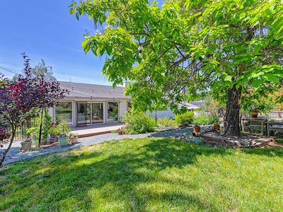 17725 Lake Forest Dr, Penn Valley, CA, 95946
