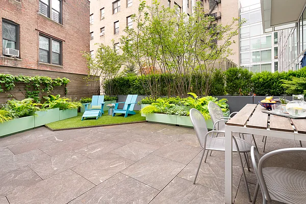 Sold by Engel and Volkers Brownstone Brooklyn | media 3